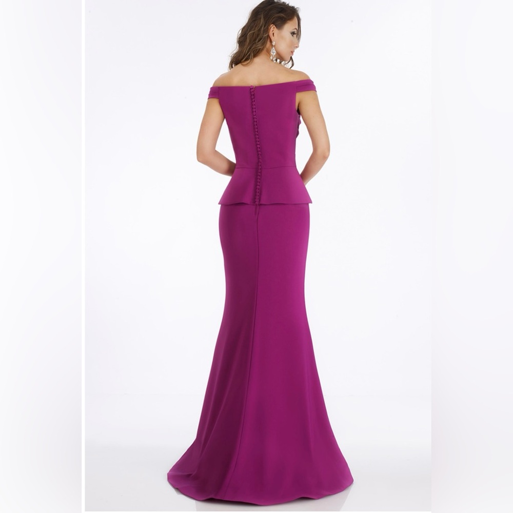 Gia Franco NAVY 12012 Peplum Mermaid long Gown size 14 NWOT - Picture 2 of 8